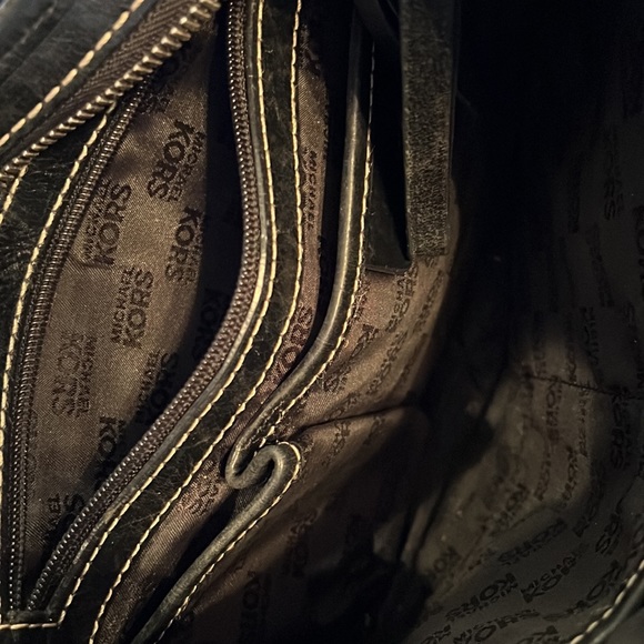 MICHAEL KORS LEATHER HANDBAG - Picture 7 of 11